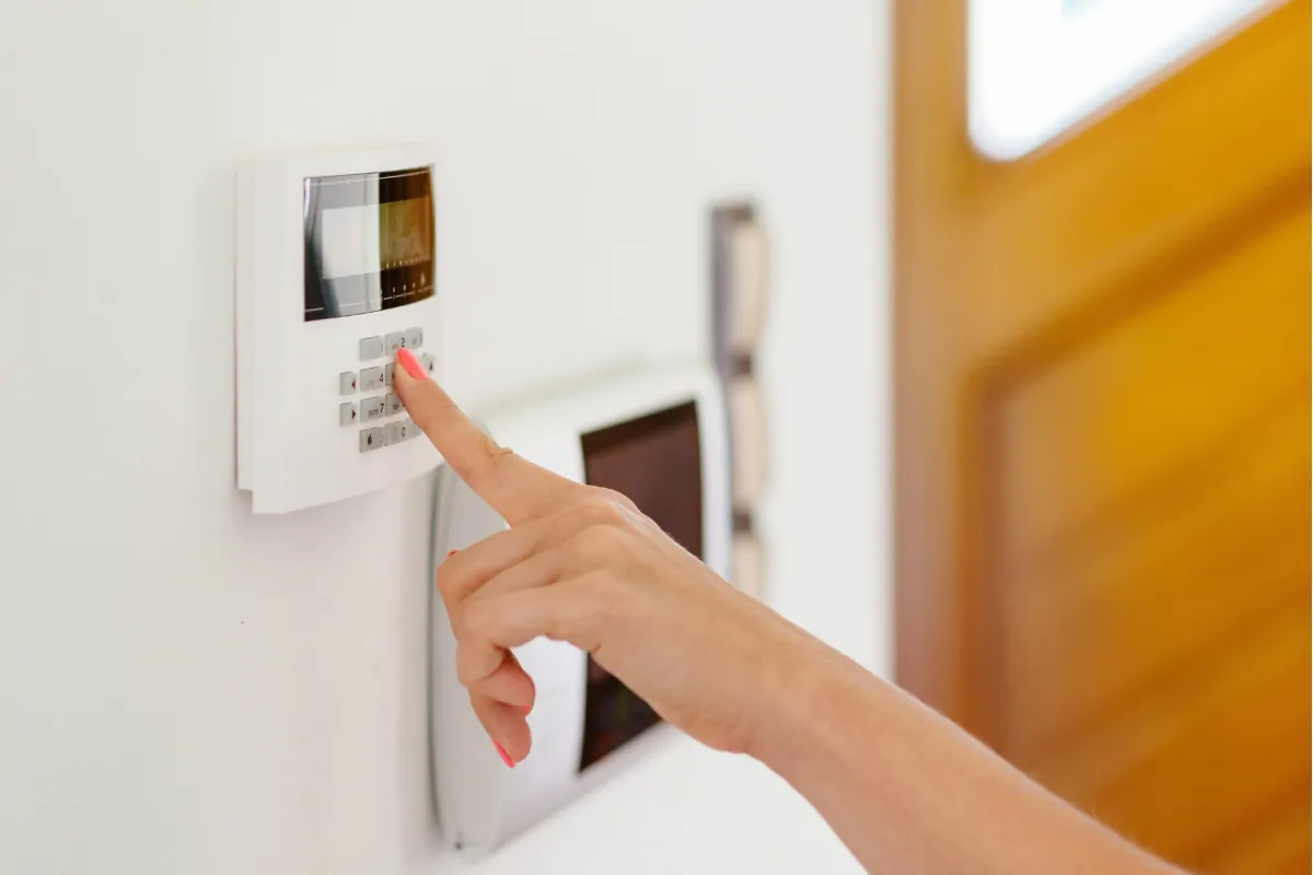 How to Choose a Home Security System Without Overpaying