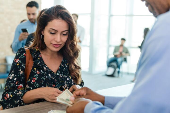The Fine Print Behind a Bank's Sign-Up Bonus